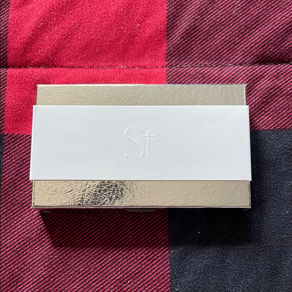 Silver SEINT Beauty Palette